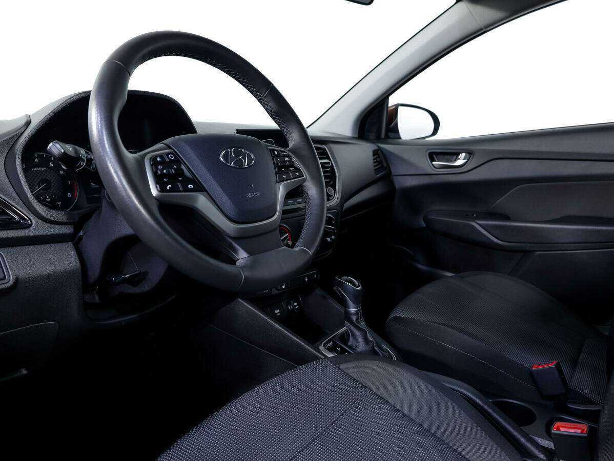 Купить Hyundai Solaris, 2021, 30 463 км, фото №11