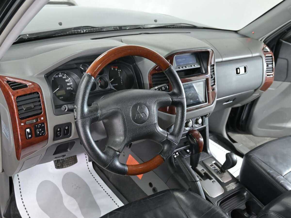 Купить Mitsubishi Pajero, 2005, 218 000 км, фото №10