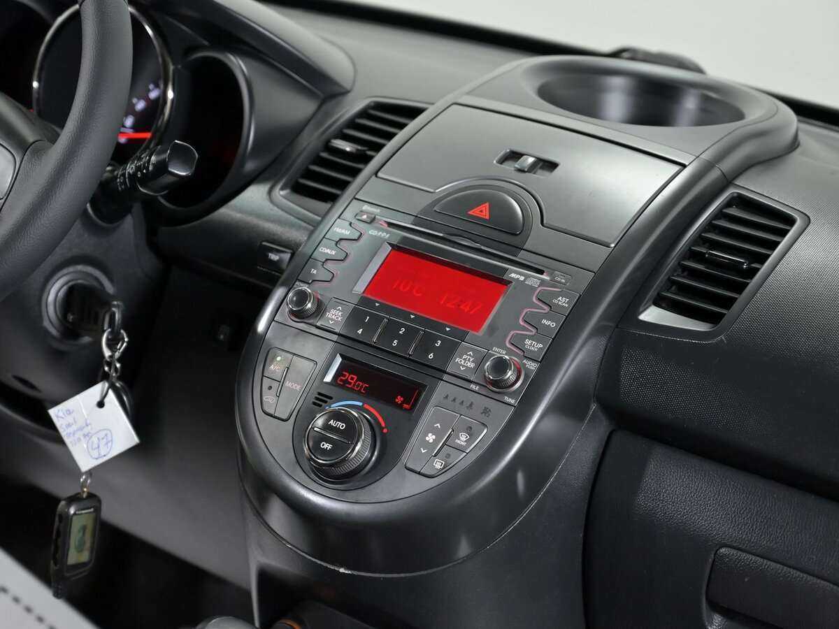 Купить Kia Soul, 2010, 145 000 км, фото №11