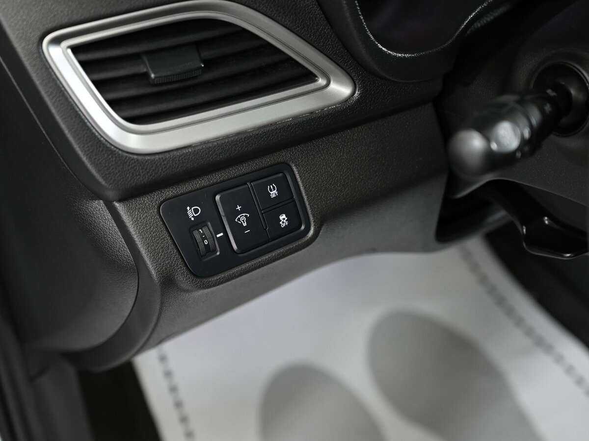 Купить Hyundai Solaris, 2020, 82 000 км, фото №9