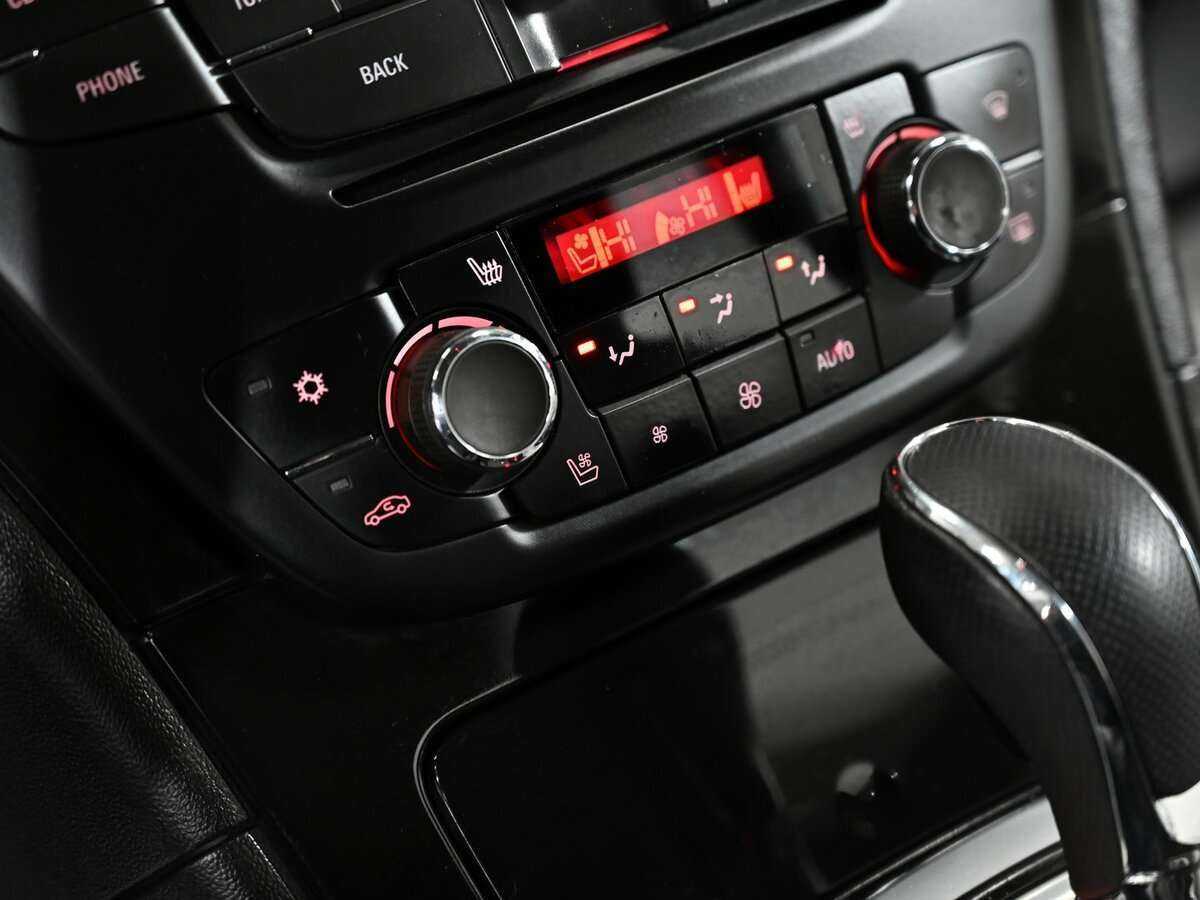 Купить Opel Insignia, 2011, 139 000 км, фото №12