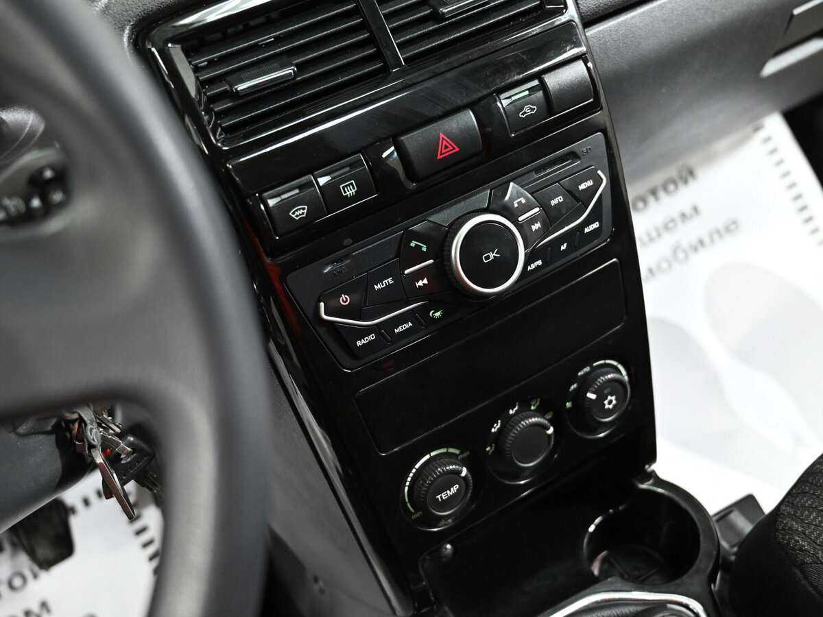 Купить Lada (ВАЗ) Priora, 2014, 171 000 км, фото №12