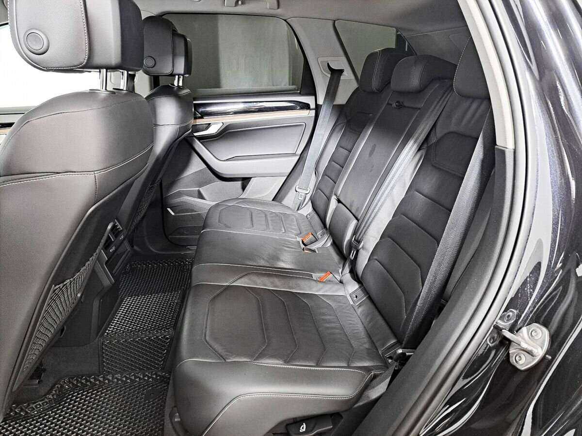 Купить Volkswagen Touareg, 2018, 185 018 км, фото №10