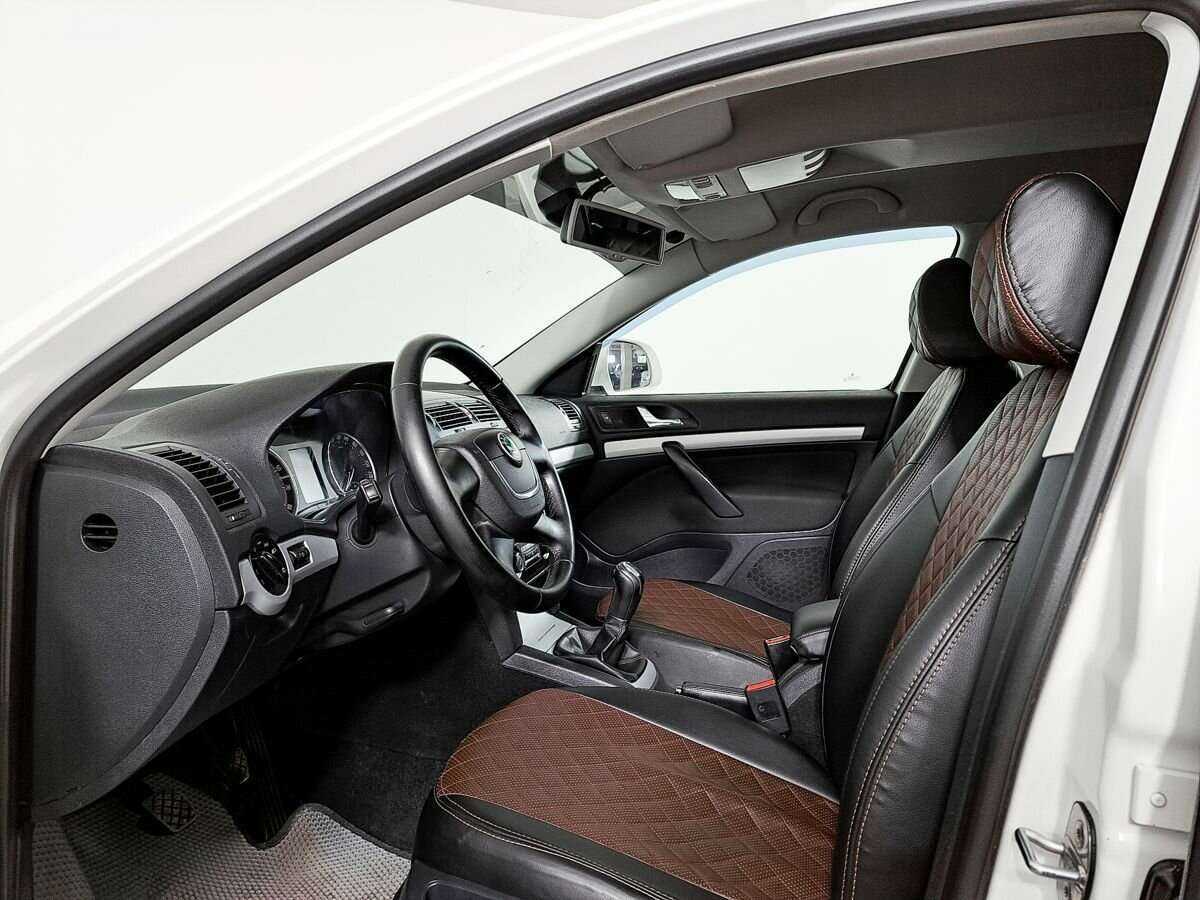 Купить Skoda Octavia, 2011, 214 000 км, фото №12