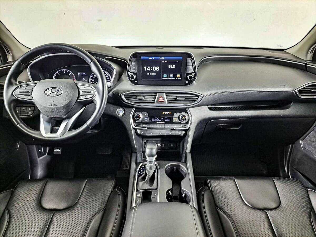 Купить Hyundai Santa Fe, 2019, 26 300 км, фото №12