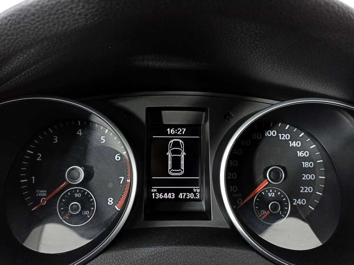 Купить Volkswagen Golf, 2011, 136 426 км, фото №11