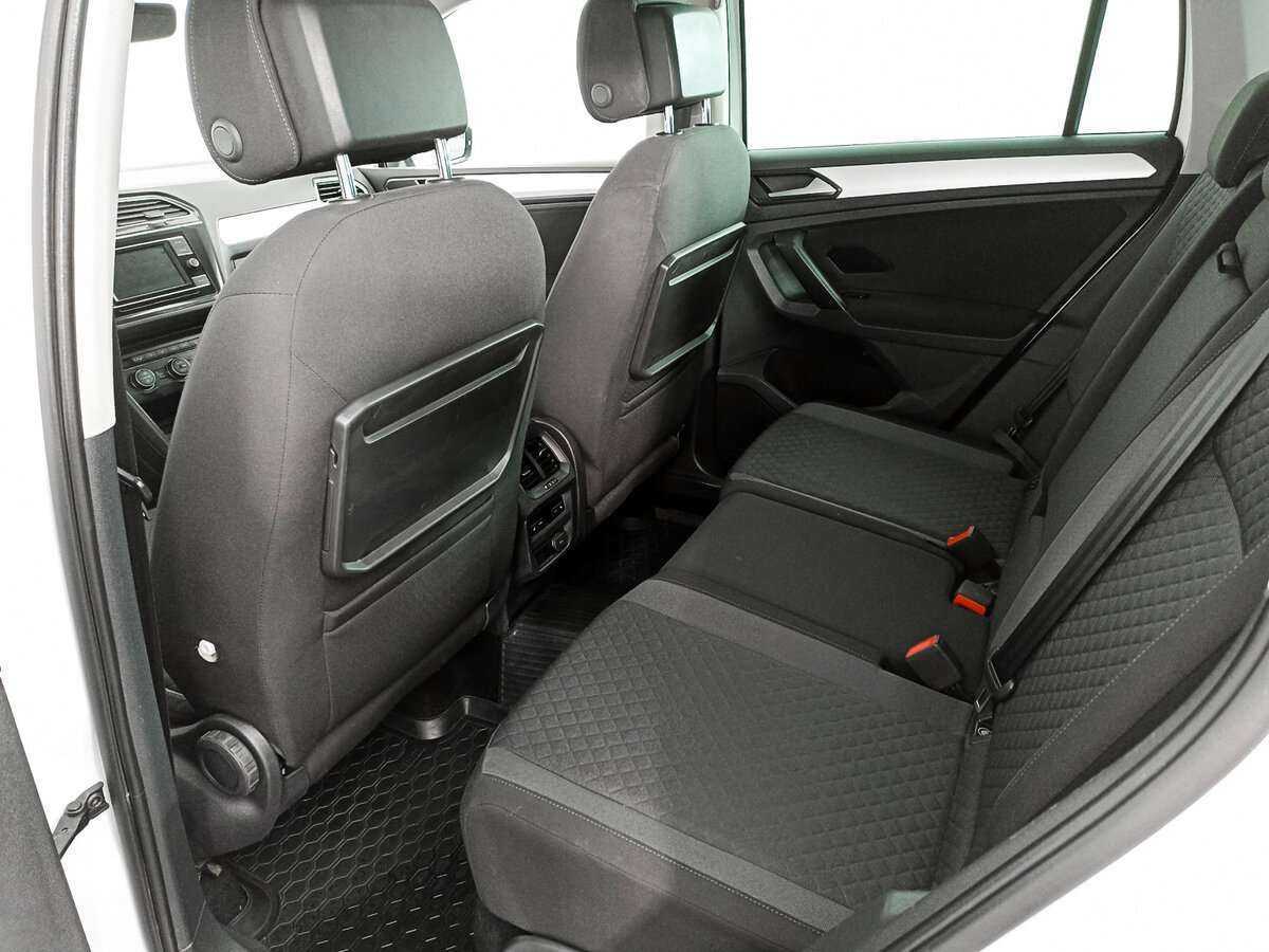 Купить Volkswagen Tiguan, 2017, 87 103 км, фото №12