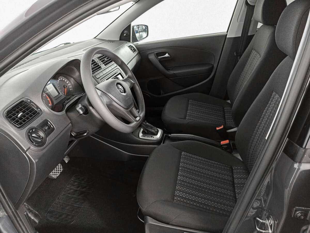 Купить Volkswagen Polo, 2017, 70 203 км, фото №14