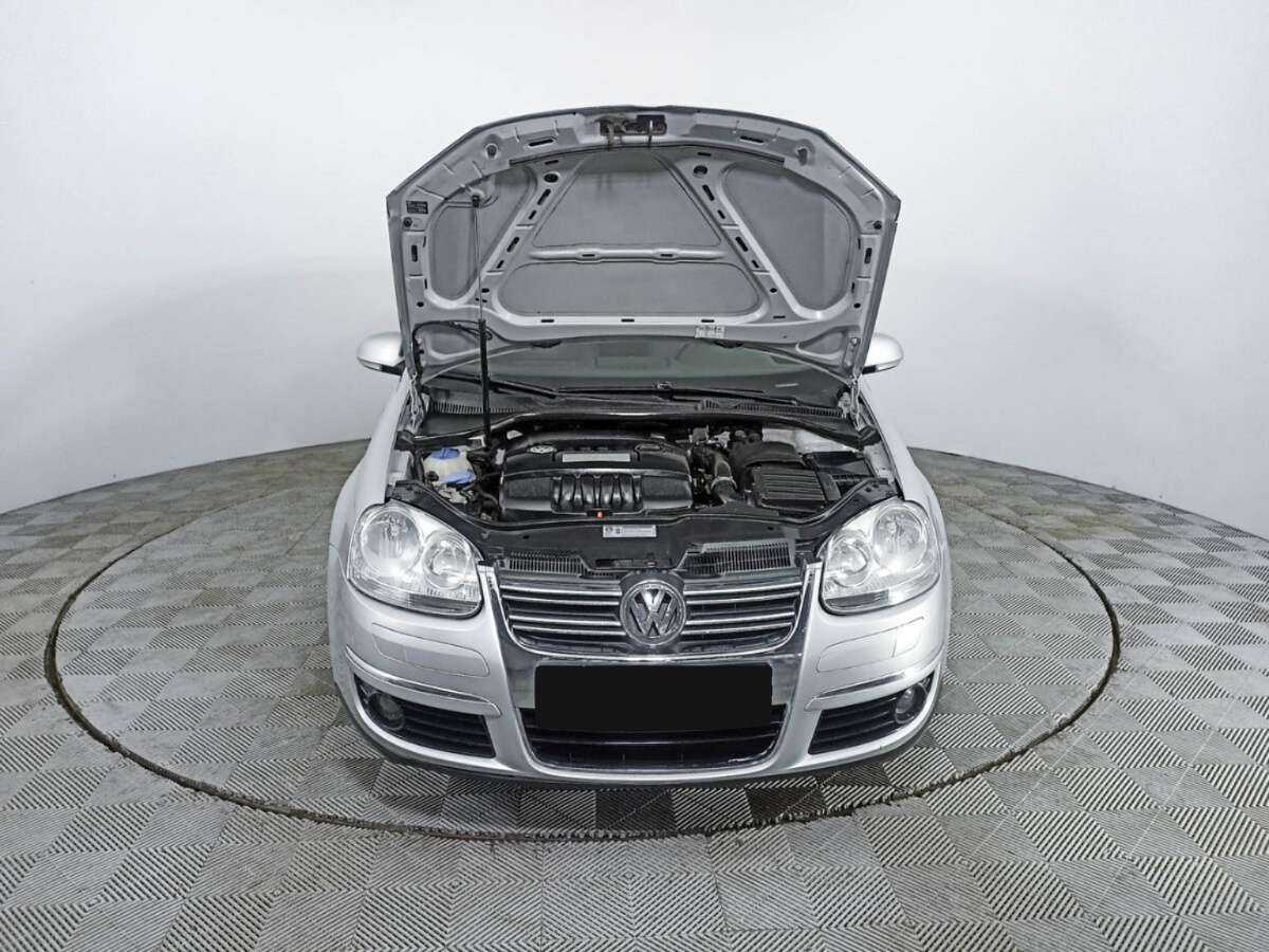 Купить Volkswagen Jetta, 2009, 180 525 км, фото №9