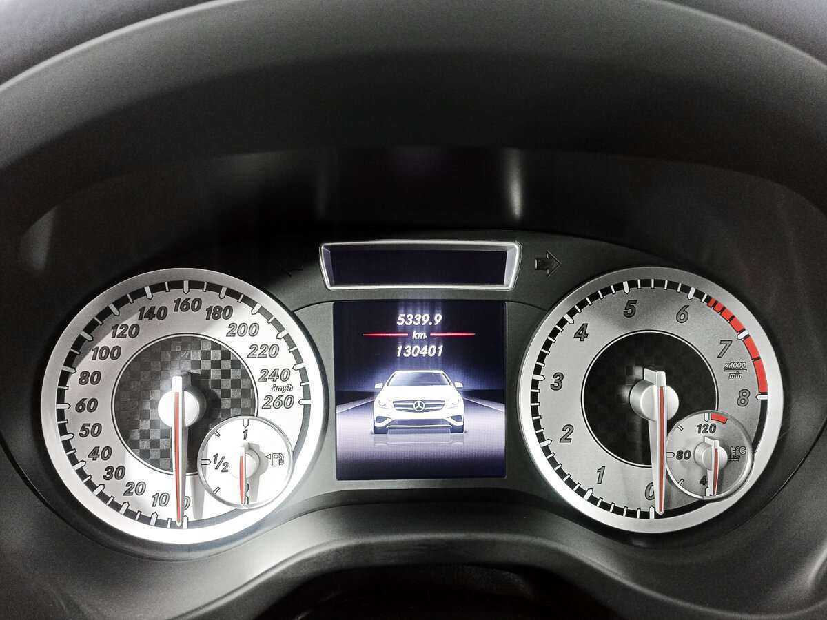 Купить Mercedes-Benz A-Класс 180, 2014, 130 384 км, фото №9