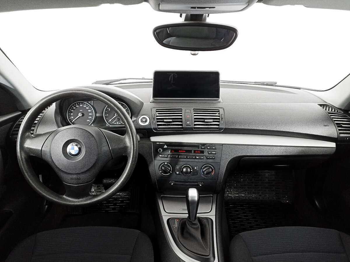 Купить BMW 1 серии 116i, 2010, 211 942 км, фото №10