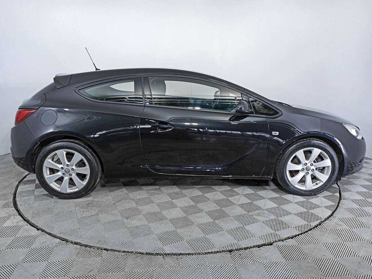 Купить Opel Astra GTC, 2011, 168 003 км, фото №4