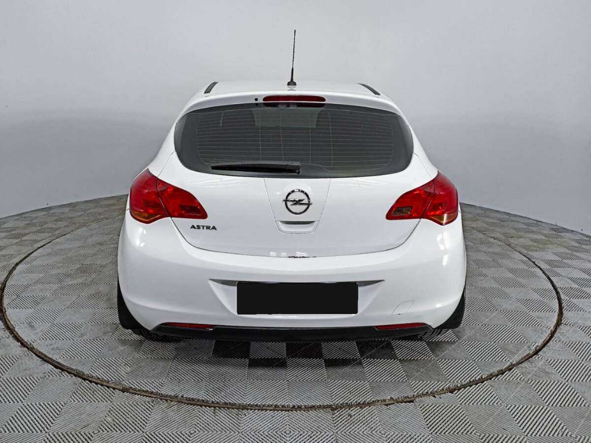Купить Opel Astra, 2011, 191 219 км, фото №6