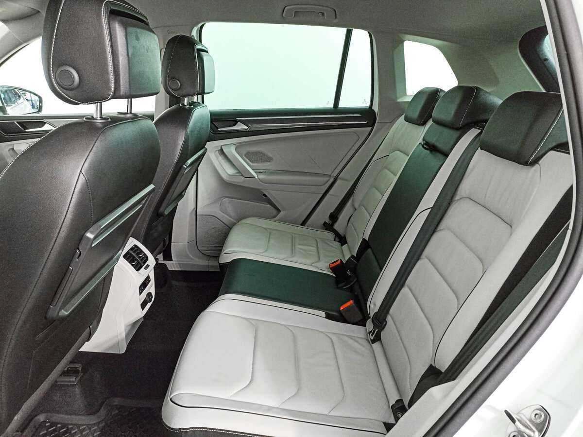 Купить Volkswagen Tiguan, 2017, 128 567 км, фото №10