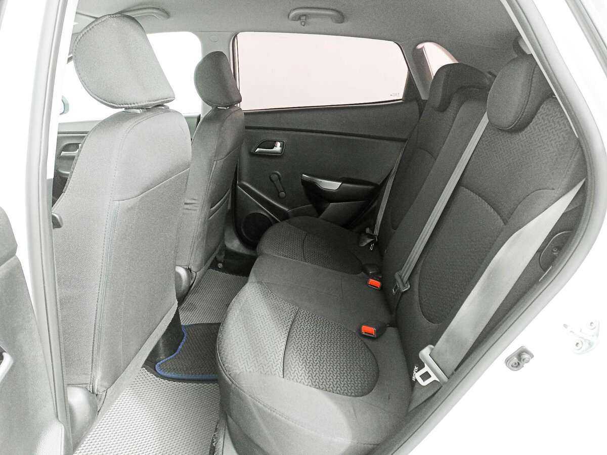 Купить Kia Rio, 2017, 127 733 км, фото №10