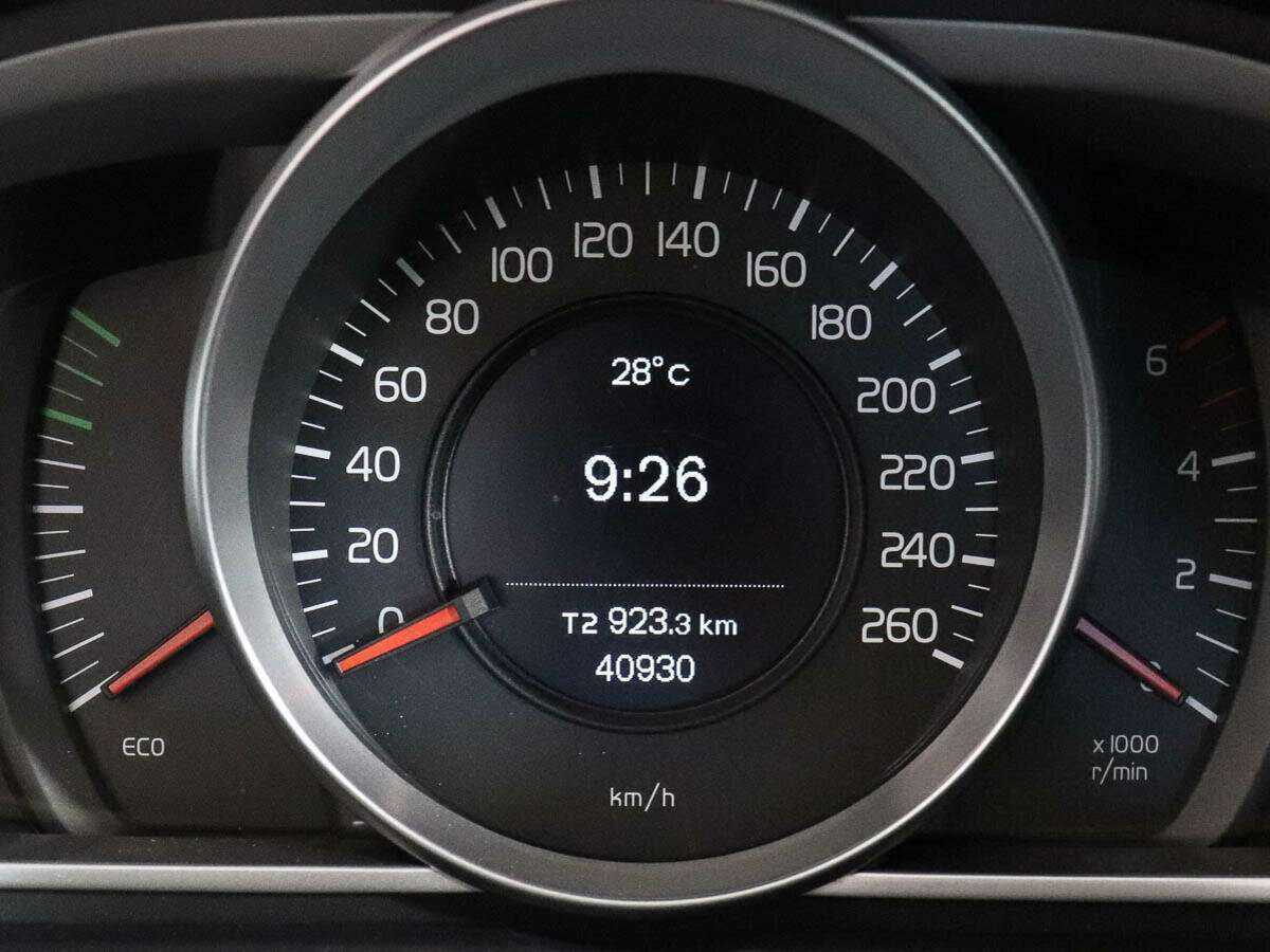 Купить Volvo V40 Cross Country, 2015, 41 000 км, фото №10