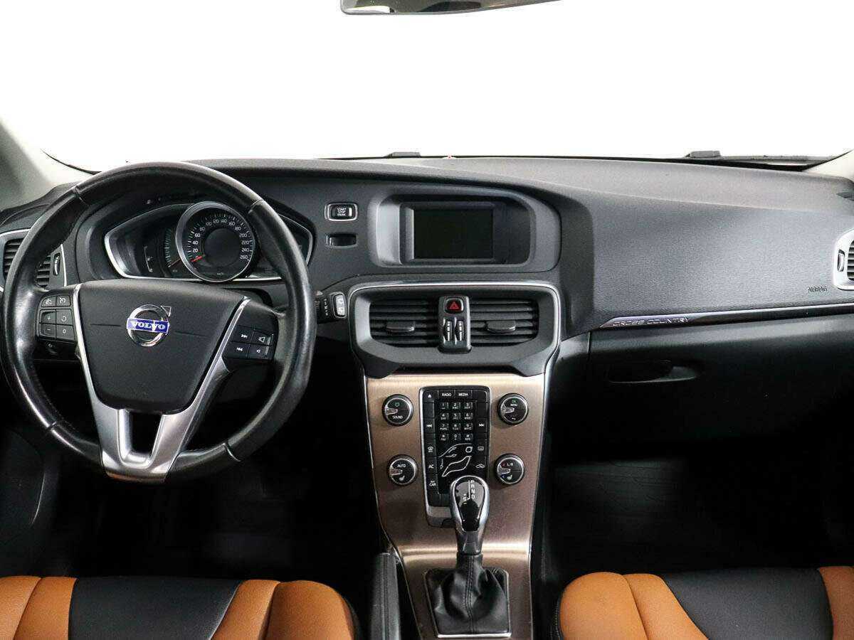 Купить Volvo V40 Cross Country, 2015, 41 000 км, фото №11