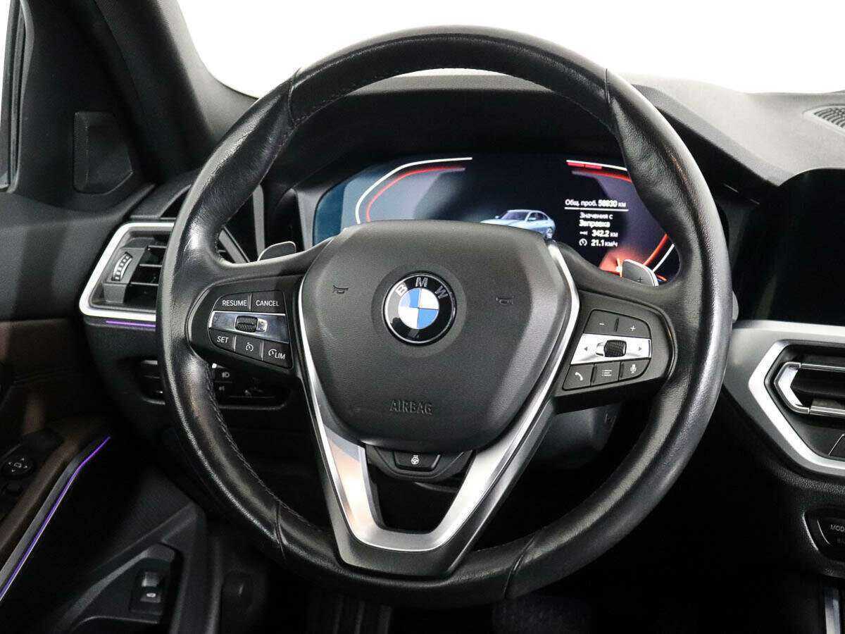 Купить BMW 3 серии 330i xDrive, 2019, 56 928 км, фото №13