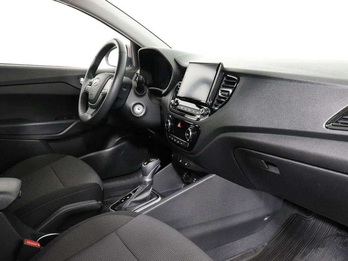 Купить Hyundai Solaris, 2021, 10 670 км, фото №7