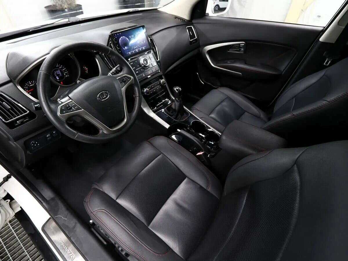 Купить Hawtai Laville, 2017, 91 100 км, фото №6