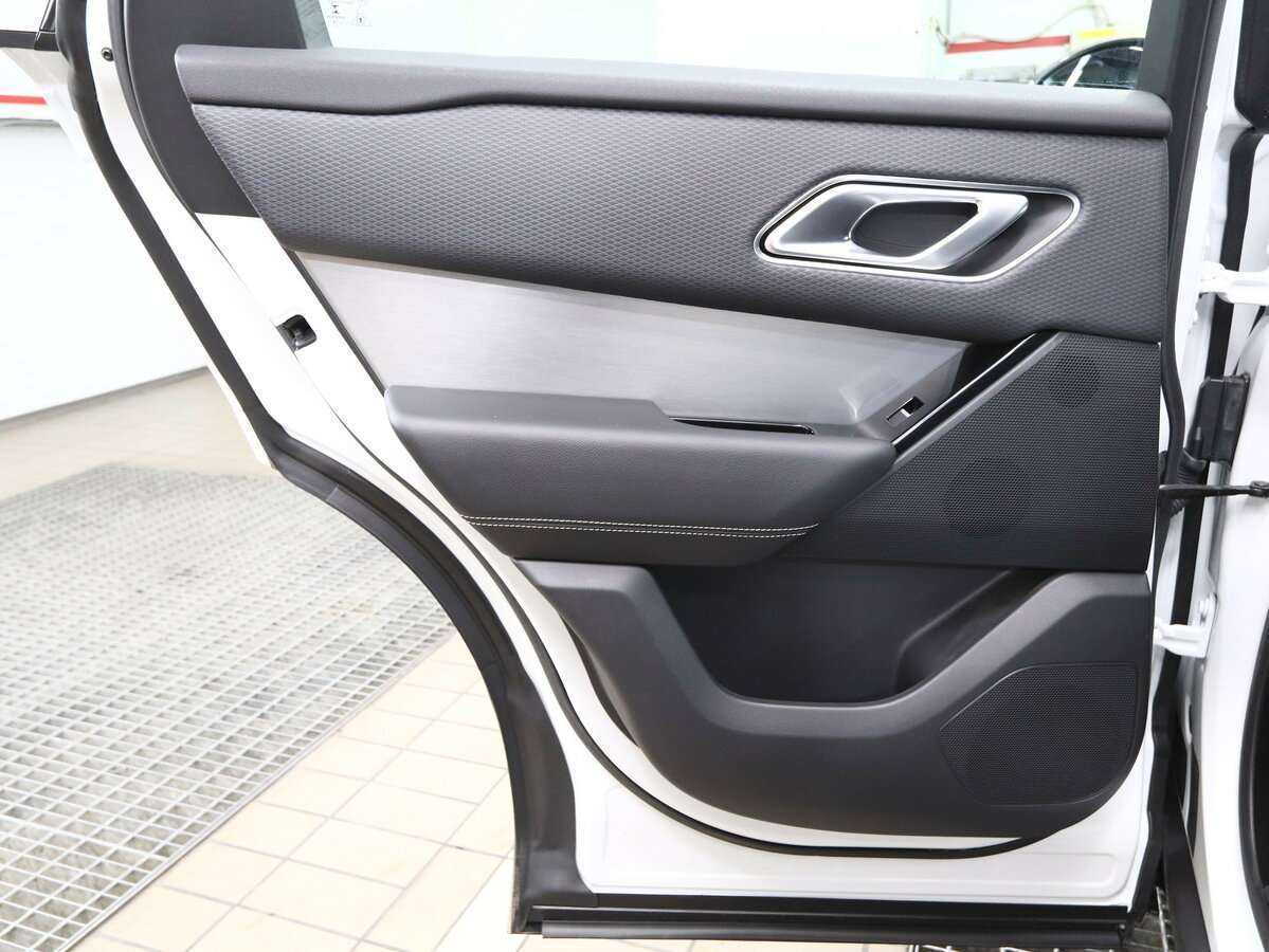 Купить Land Rover Range Rover Velar, 2019, 14 983 км, фото №12