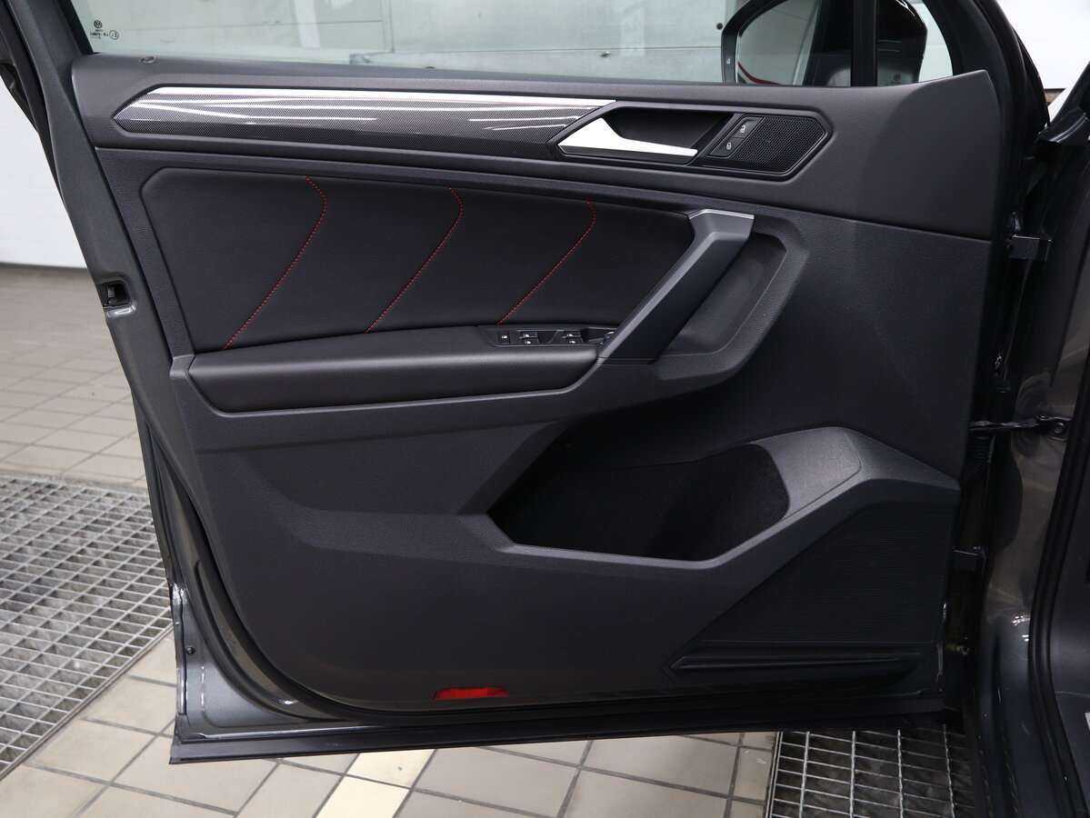 Купить Volkswagen Tiguan, 2021, 48 011 км, фото №6