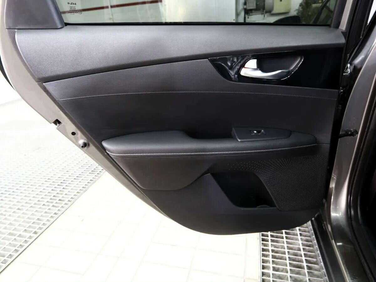 Купить Kia Cerato, 2021, 61 000 км, фото №9