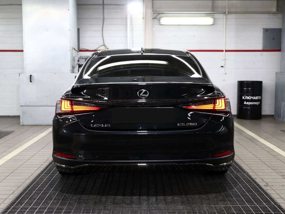 Купить Lexus ES 250, 2021, 45 000 км, фото №4