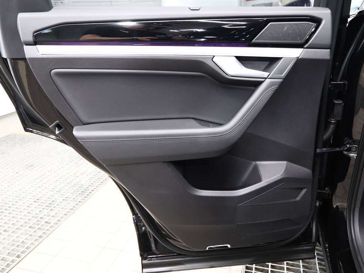 Купить Volkswagen Touareg, 2019, 96 666 км, фото №11
