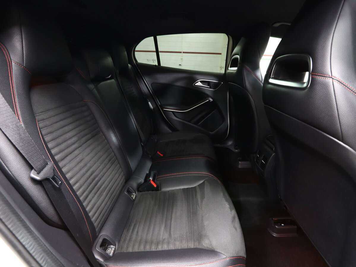 Купить Mercedes-Benz GLA 200, 2016, 97 000 км, фото №15