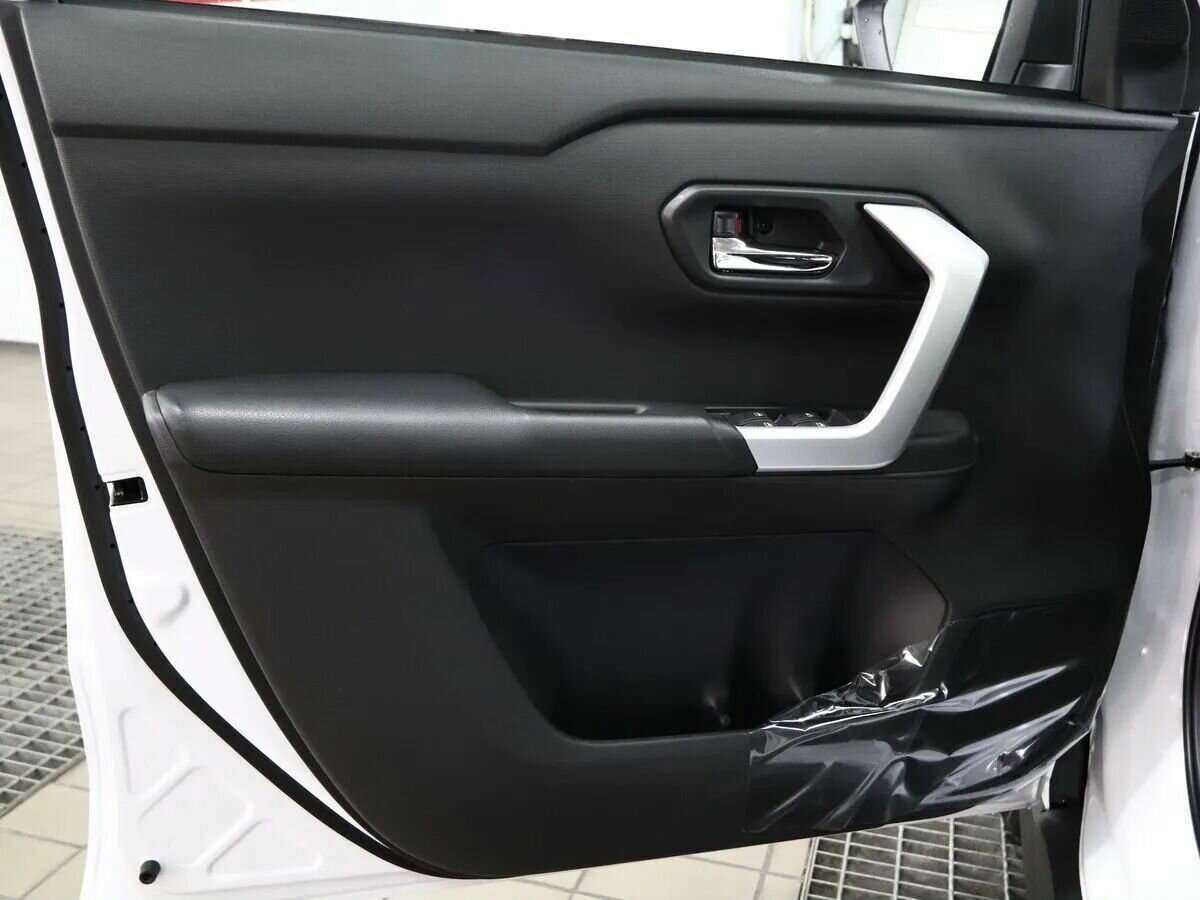 Купить Toyota Raize, 2023, 51 км, фото №6