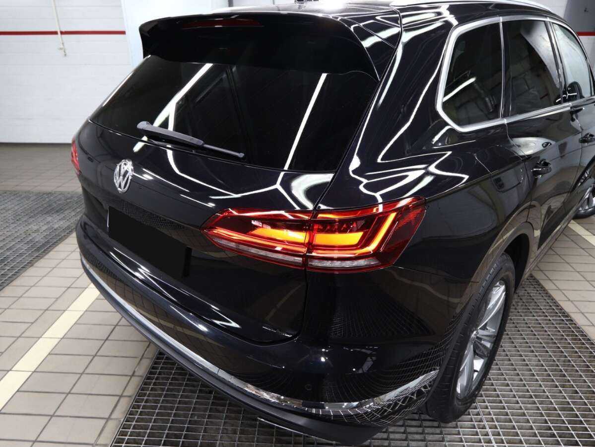 Купить Volkswagen Touareg, 2018, 80 000 км, фото №6
