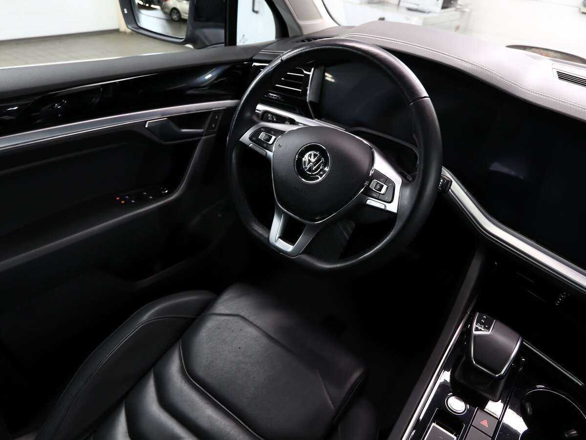 Купить Volkswagen Touareg, 2018, 80 000 км, фото №23