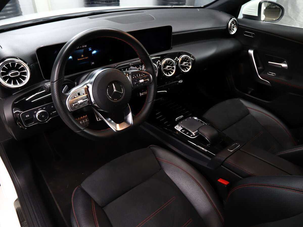 Купить Mercedes-Benz A-Класс 200, 2019, 21 000 км, фото №9