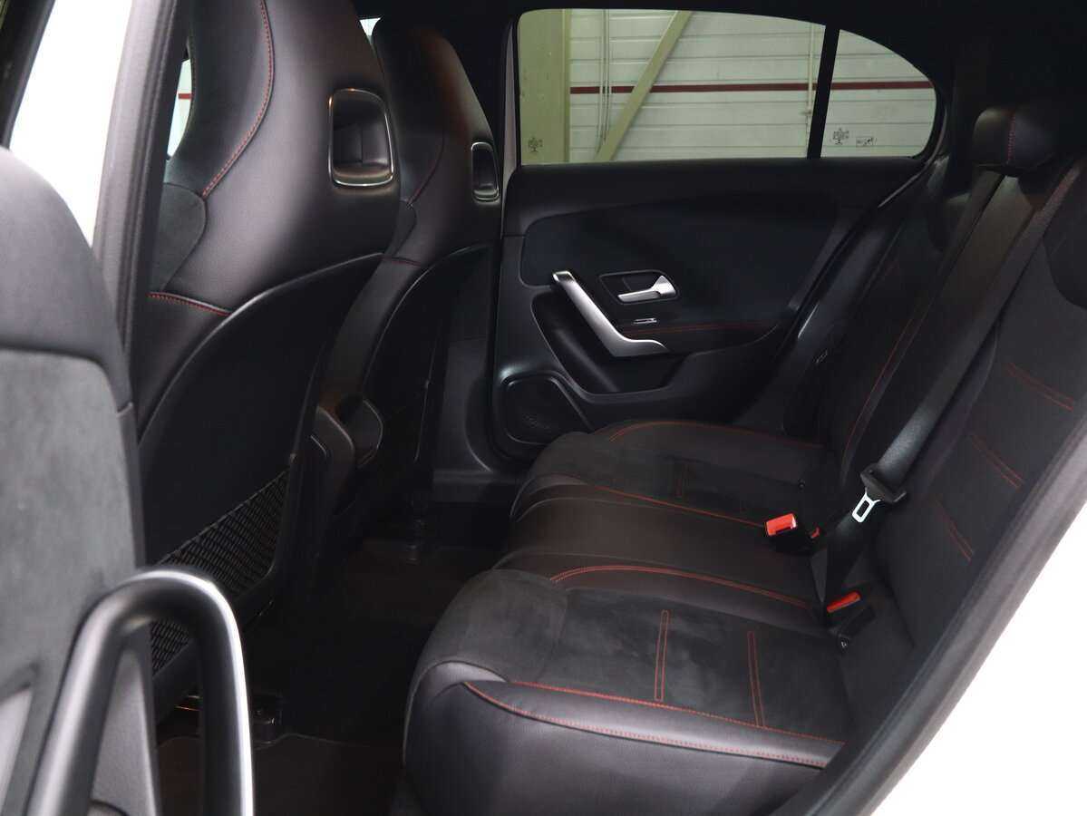 Купить Mercedes-Benz A-Класс 200, 2019, 21 000 км, фото №12