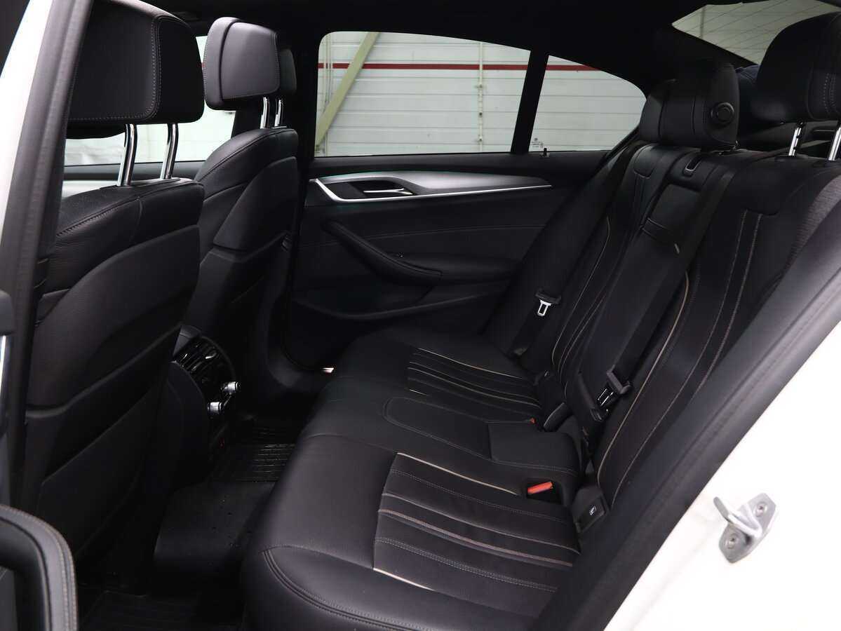Купить BMW 5 серии 520d, 2019, 80 000 км, фото №10