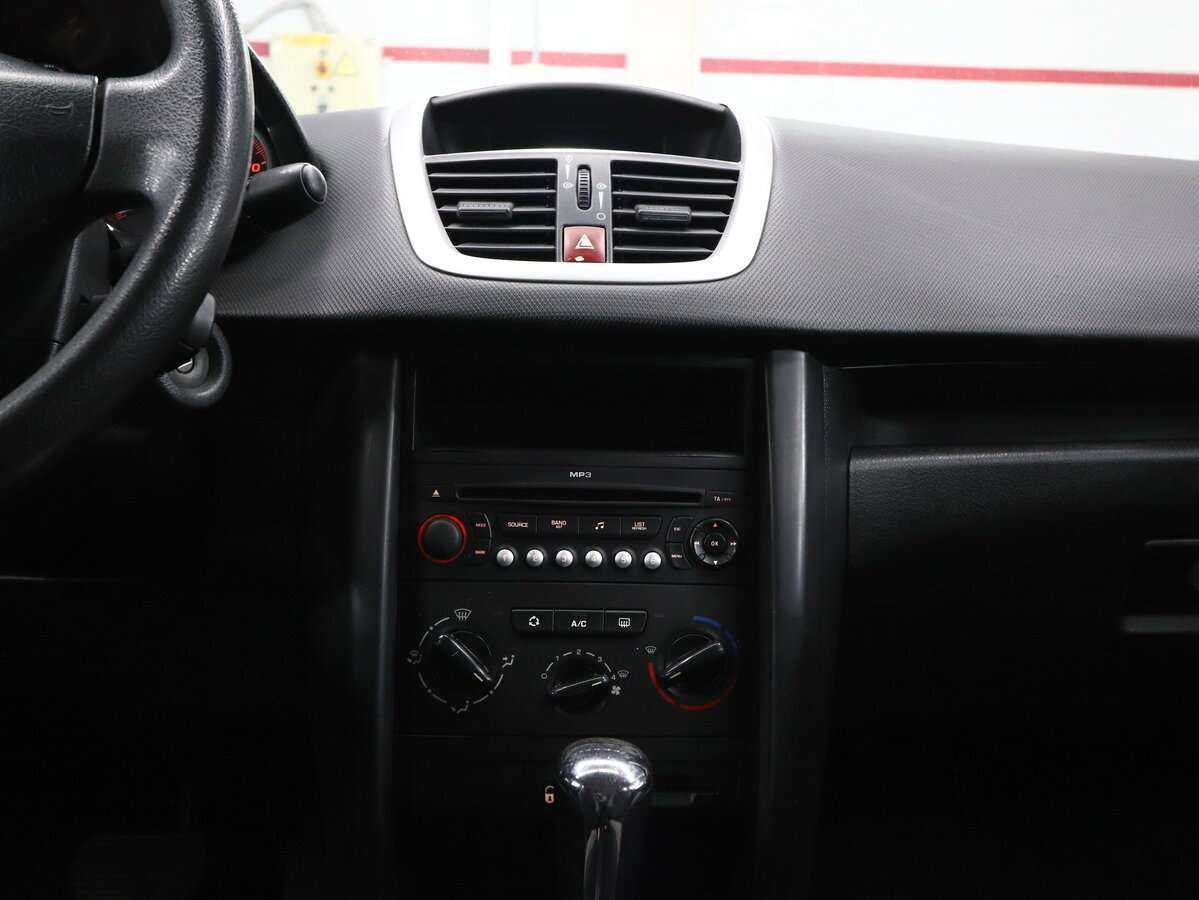 Купить Peugeot 207, 2007, 180 180 км, фото №13