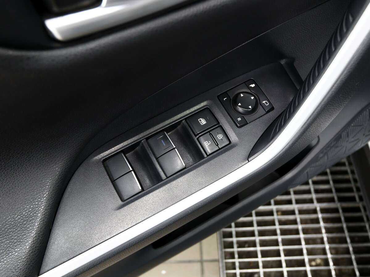 Купить Toyota RAV4, 2021, 51 000 км, фото №13