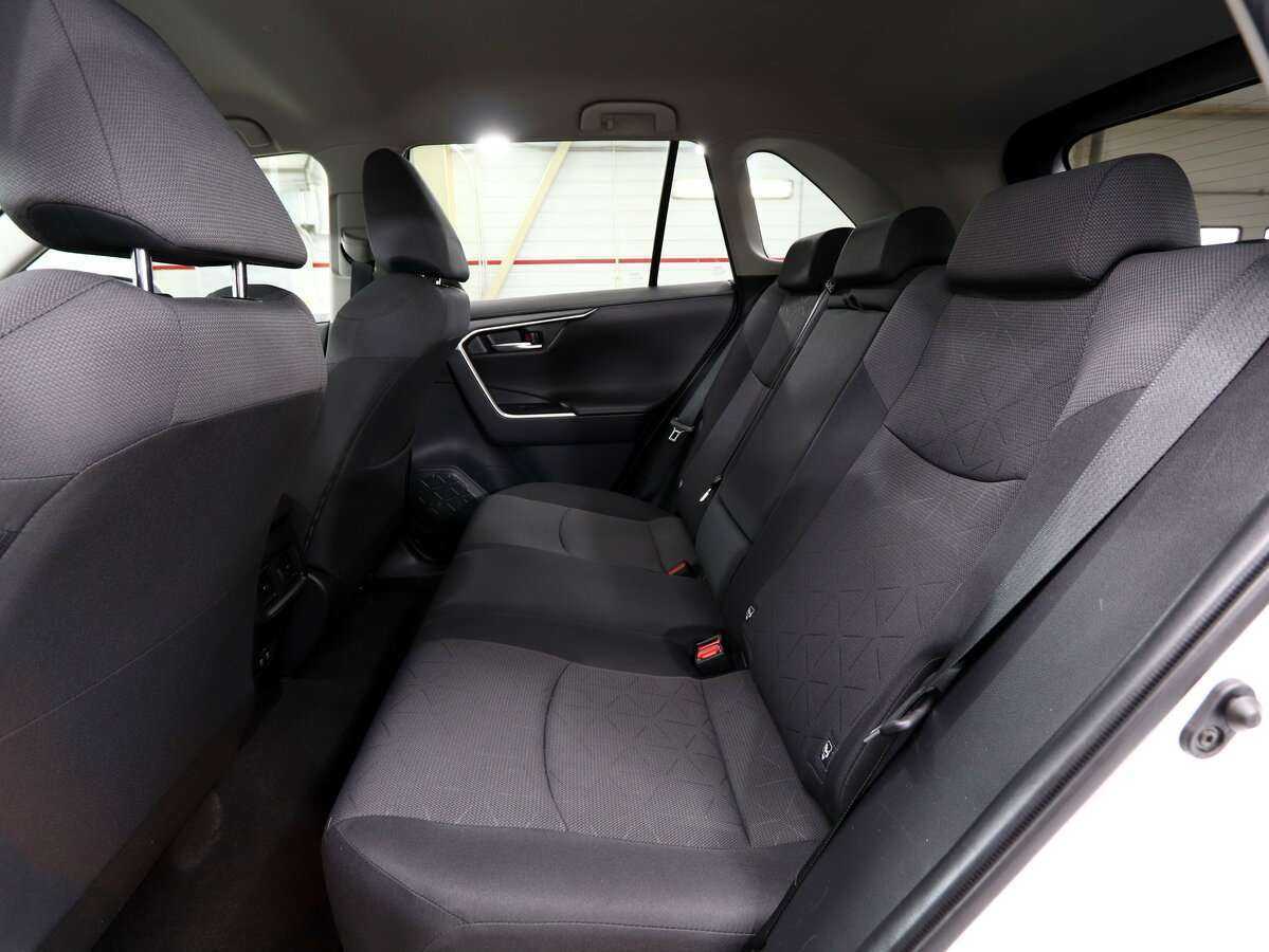 Купить Toyota RAV4, 2021, 51 000 км, фото №18