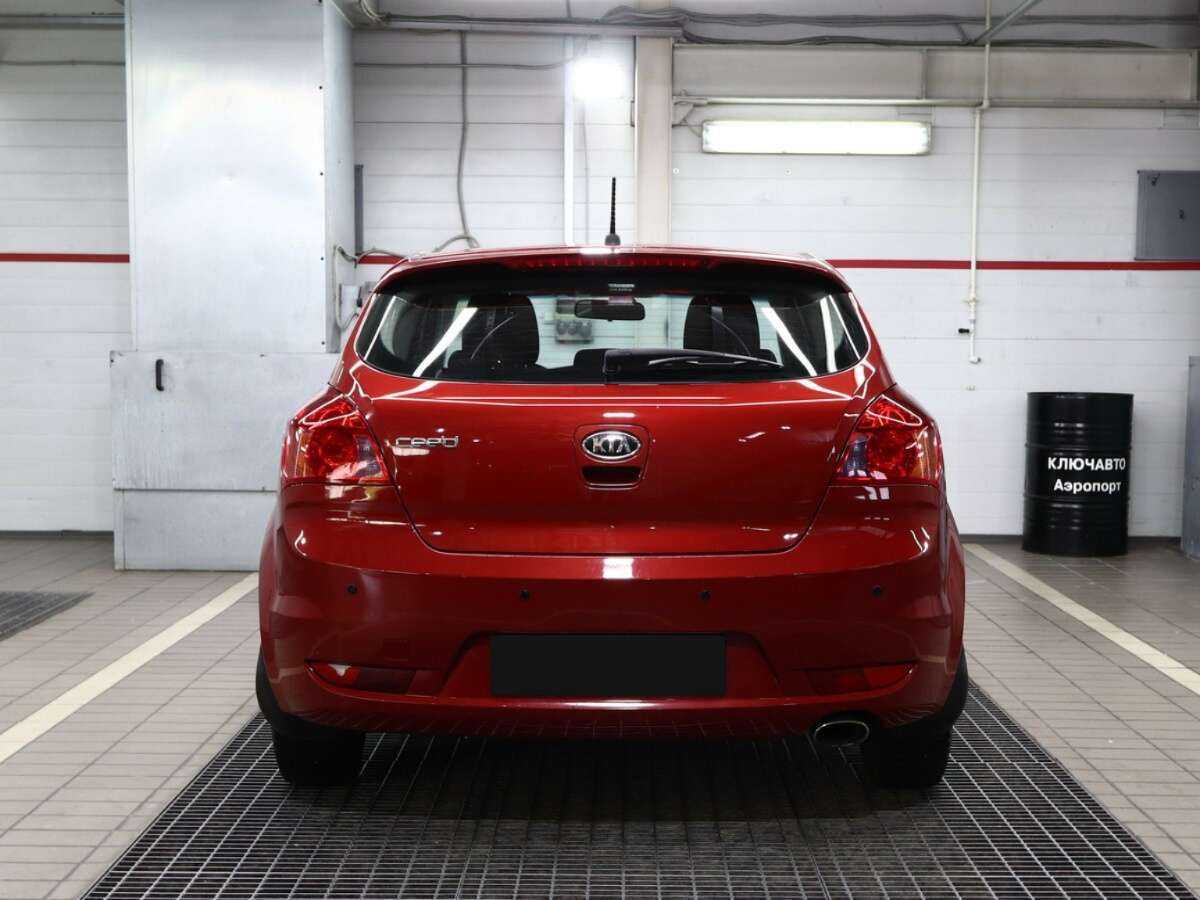 Купить Kia Ceed, 2010, 232 583 км, фото №4
