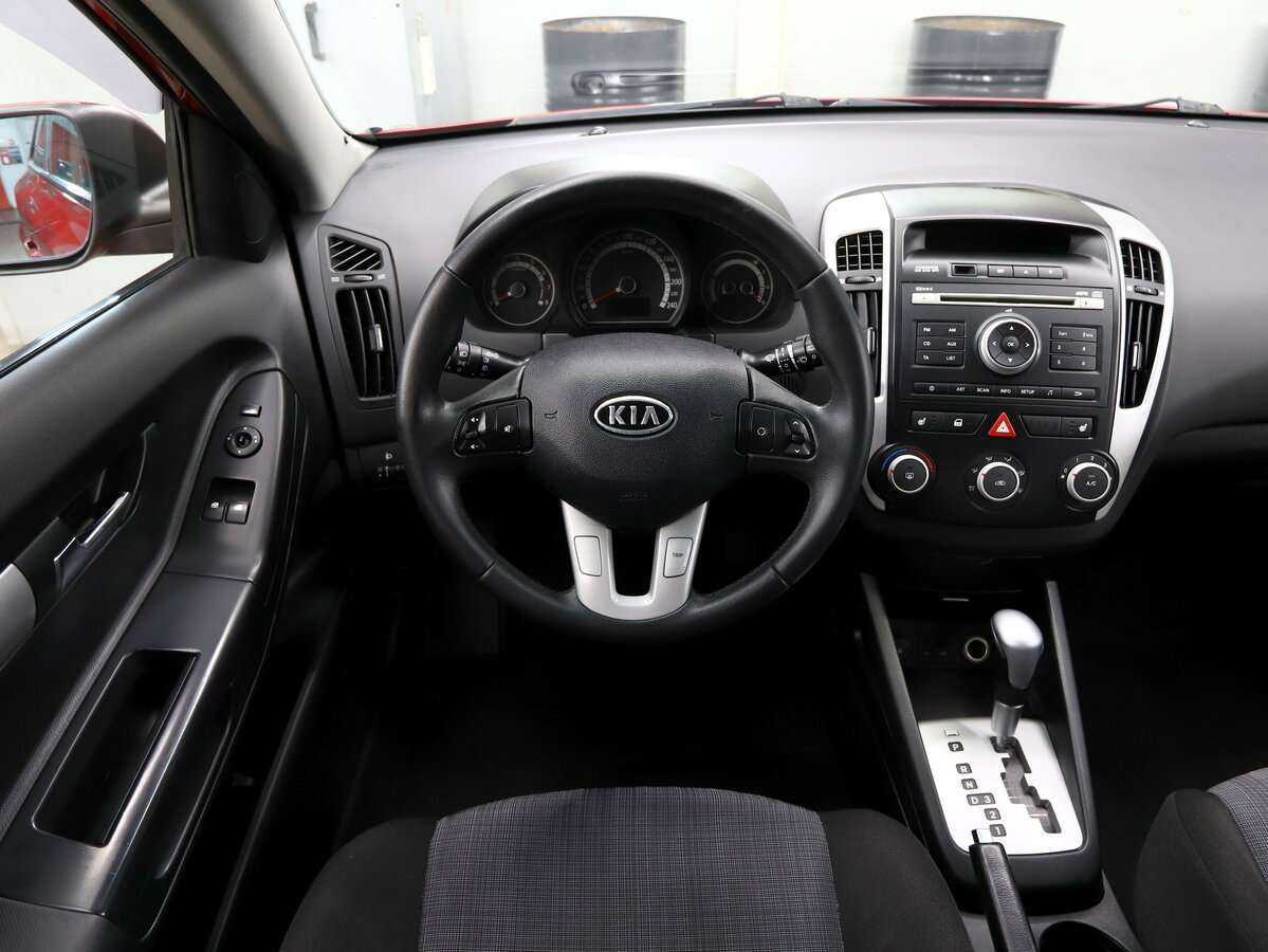 Купить Kia Ceed, 2010, 232 583 км, фото №16