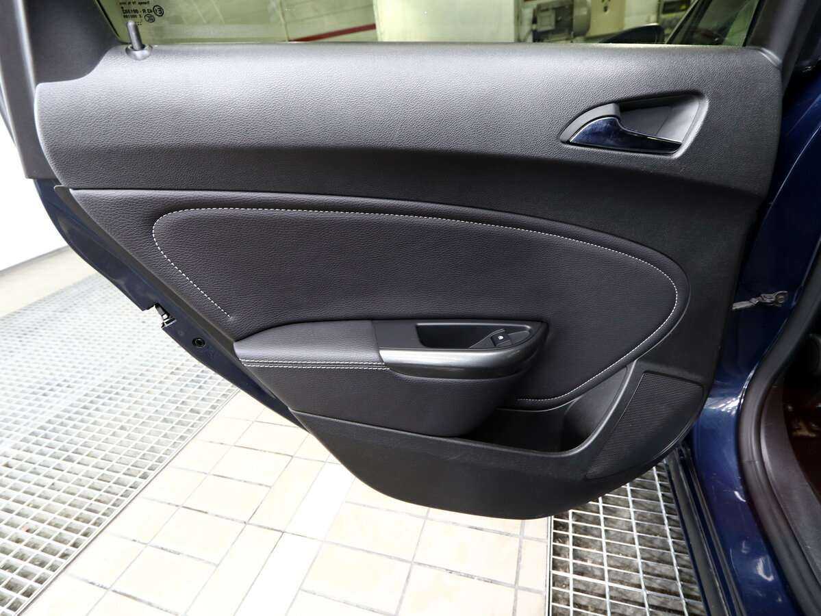 Купить Opel Astra, 2011, 185 000 км, фото №14