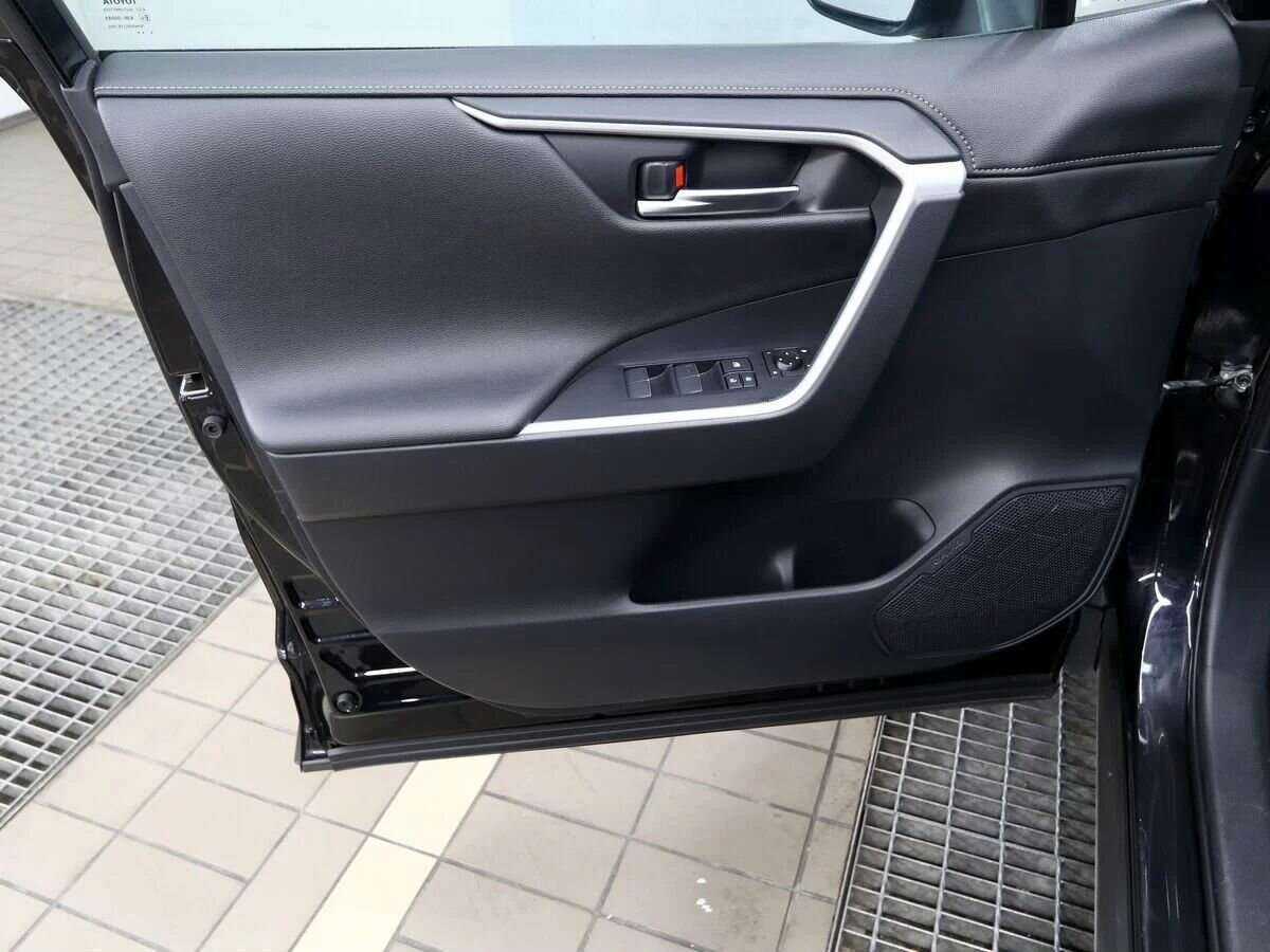 Купить Toyota RAV4, 2019, 70 000 км, фото №17