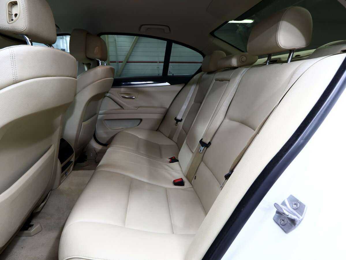 Купить BMW 5 серии 520i, 2012, 170 000 км, фото №10