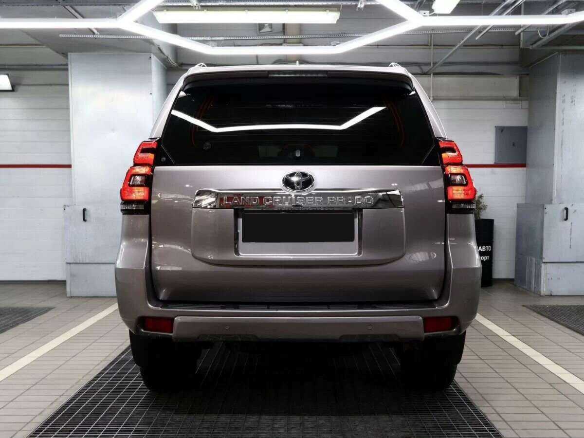 Купить Toyota Land Cruiser Prado, 2018, 136 000 км, фото №4