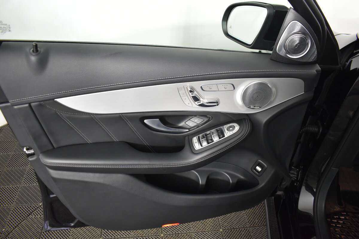 Купить Mercedes-Benz GLC AMG 63 AMG S, 2018, 87 450 км, фото №18