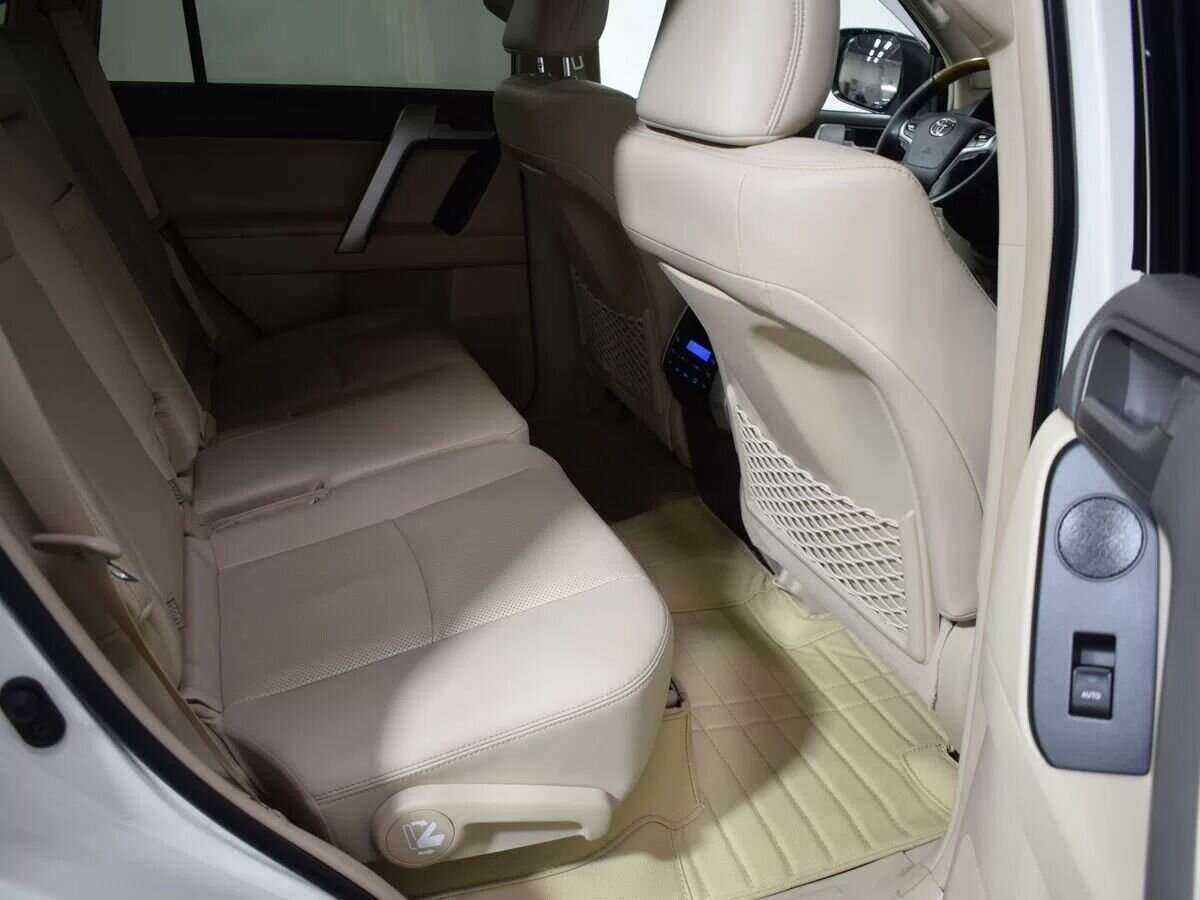 Купить Toyota Land Cruiser Prado, 2020, 36 000 км, фото №10
