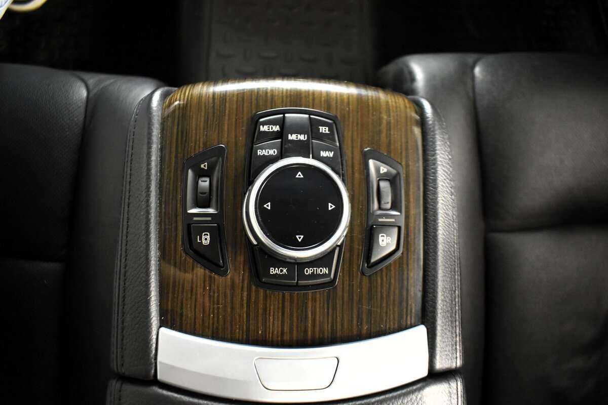 Купить BMW 7 серии Long 740Li xDrive, 2014, 252 722 км, фото №16
