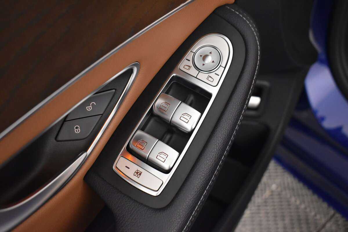 Купить Mercedes-Benz C-Класс 180, 2018, 58 116 км, фото №8