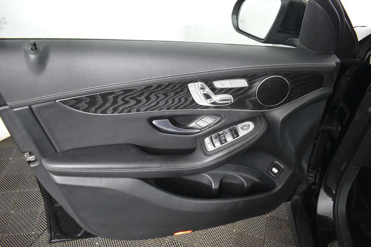 Купить Mercedes-Benz GLC 300, 2018, 62 000 км, фото №12